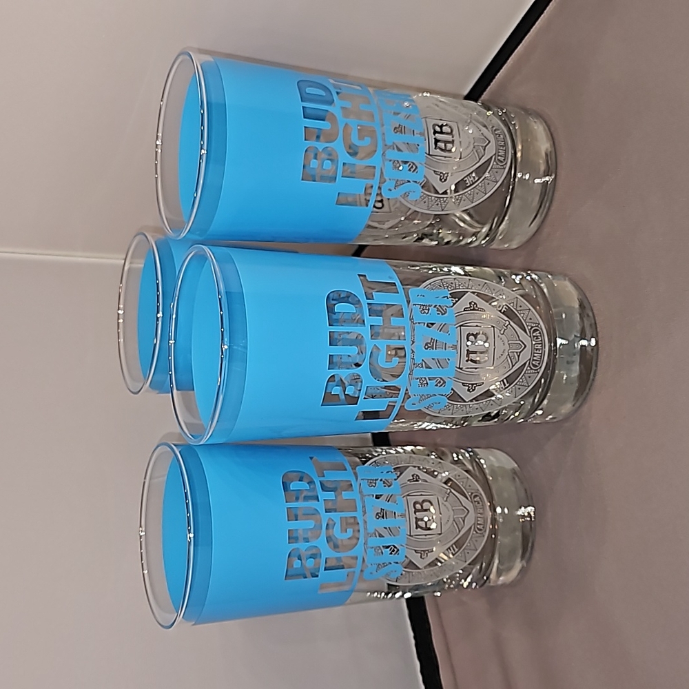 Set of 4 Bud alight Seltzer Glasses